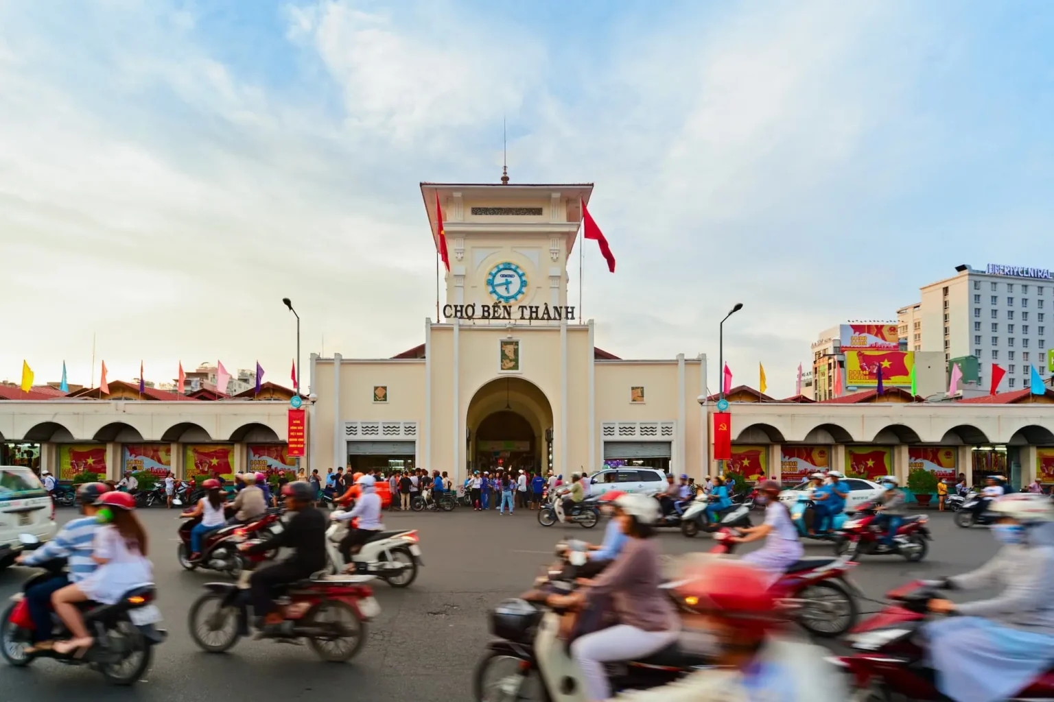 Ben Thanh Market