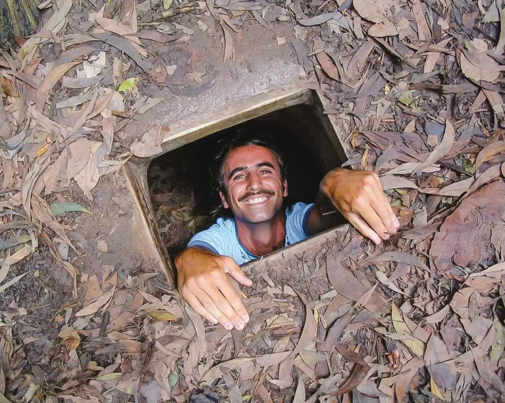 Cu chi tunnels 02