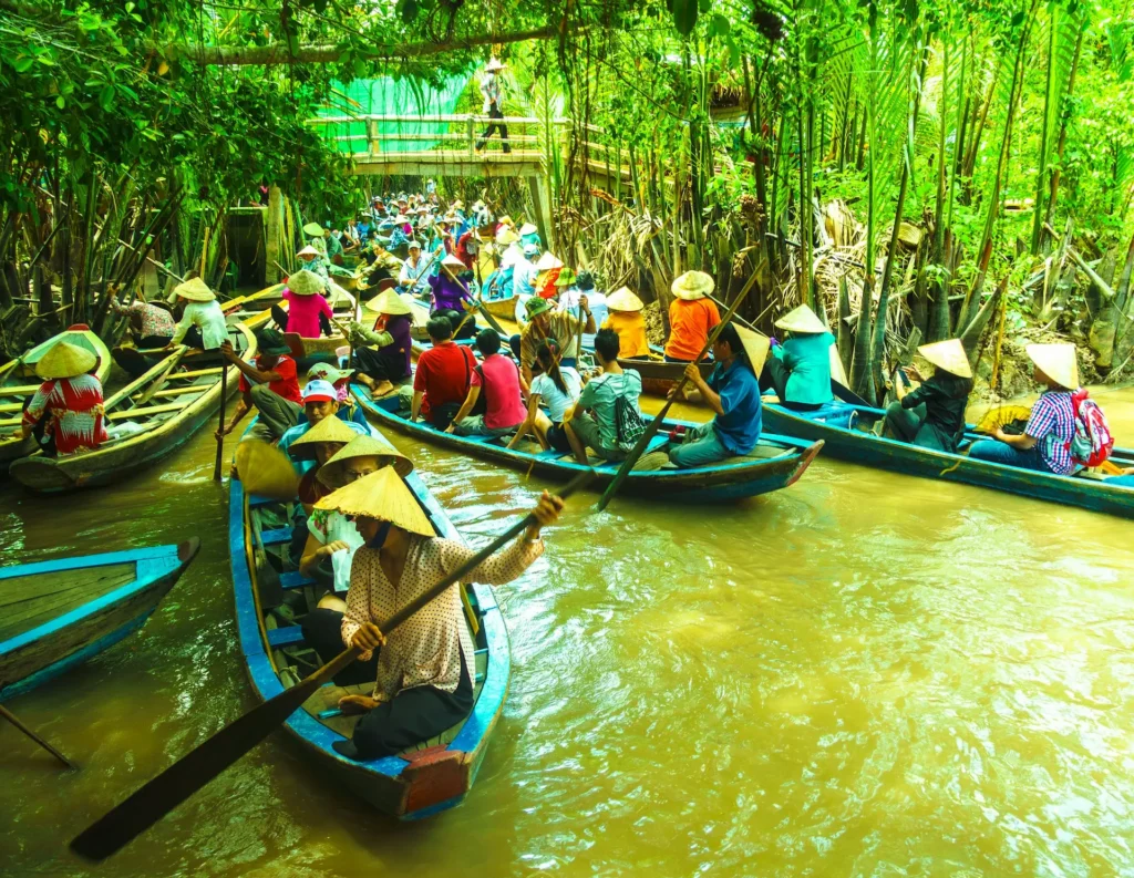 Mekong delta small cruise