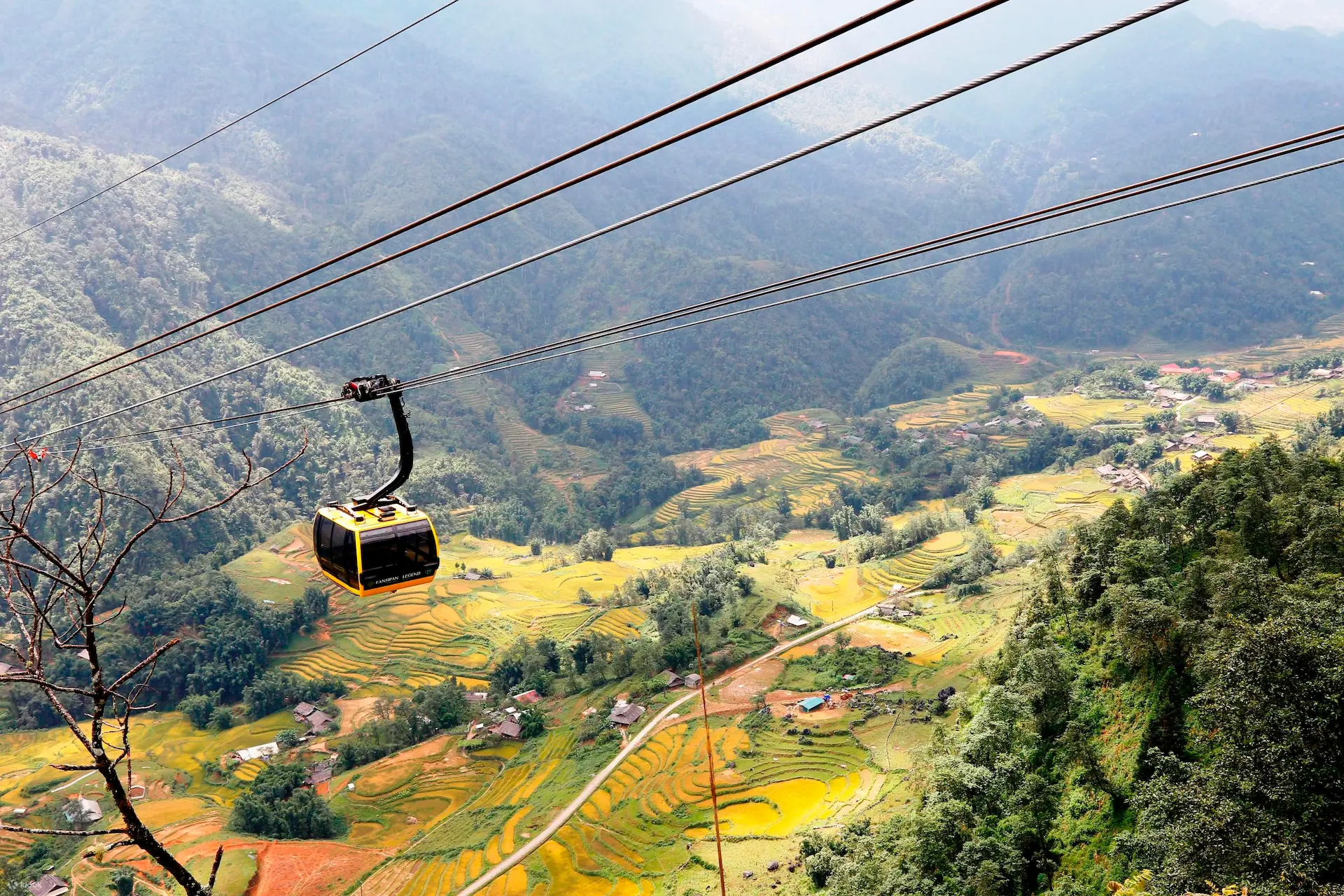 Sapa fanxipan legend cable car