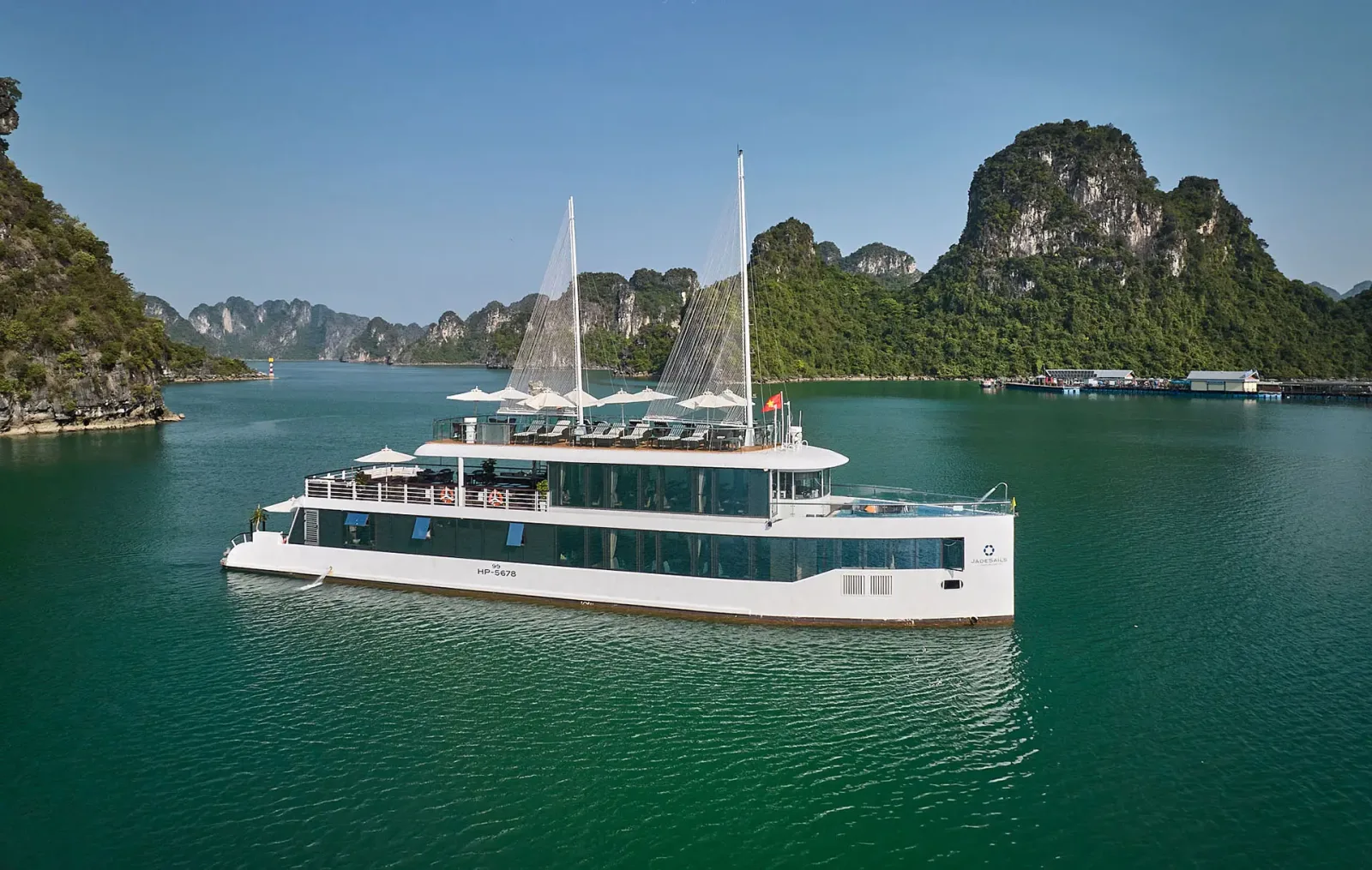 Day Cruise In Lan Ha Bay On Jadesails